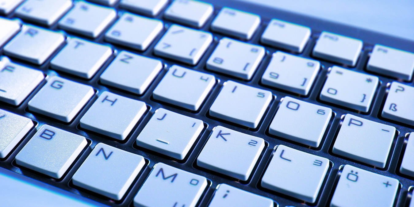 6 من أفضل لوحات المفاتيح الميكانيكية اللاسلكية لعام 2022 6 من أفضل لوحات المفاتيح الميكانيكية اللاسلكية لعام 2022